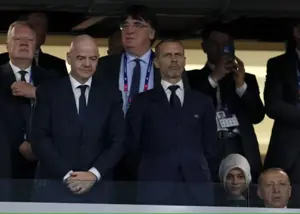 اتهام همدستی در جنایات جنگی به روسای فیفا و یوفا