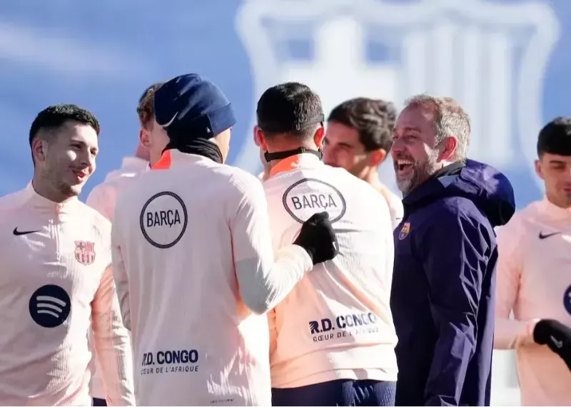 جلسه یک ساعته با فلیک پشت درهای بسته