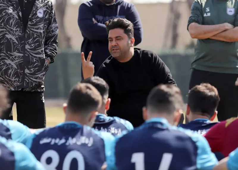 ترکیب چادرملو برای غلیه بر صدرنشین لیگ