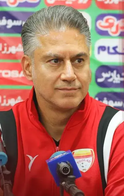 مطهری: بازیکنانم نباید به جدول نگاه کنند