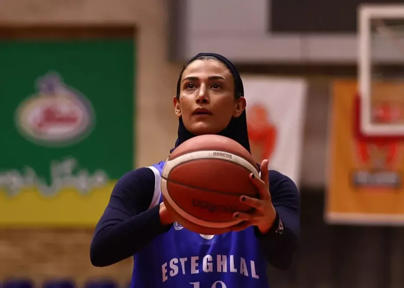 بسکتبال زنان استقلال یک قدم تا فینال!