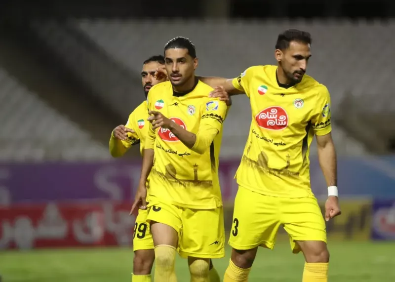 فجر 1 - شمس آذر 0: اولین دبل پیروز