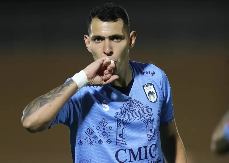 از چادرملو در حد مرد سال آمریکای جنوبی!