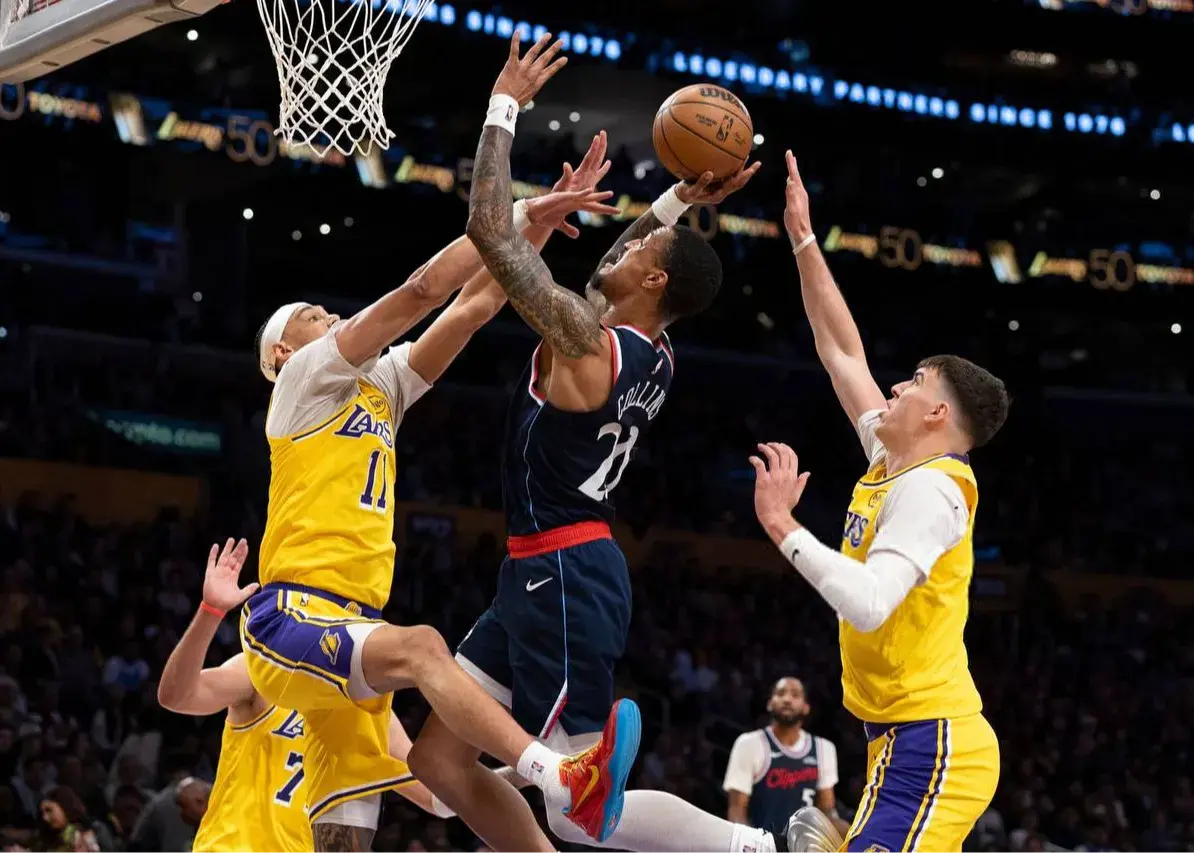 نسخه کلیپرز با مهندسی لبران جیمز پیچیده شد!