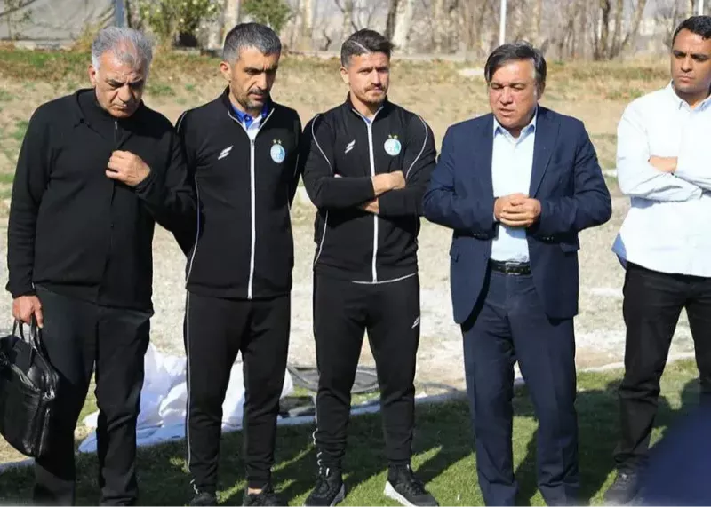 سوت تمرین برگردن وریا غفوری(عکس)