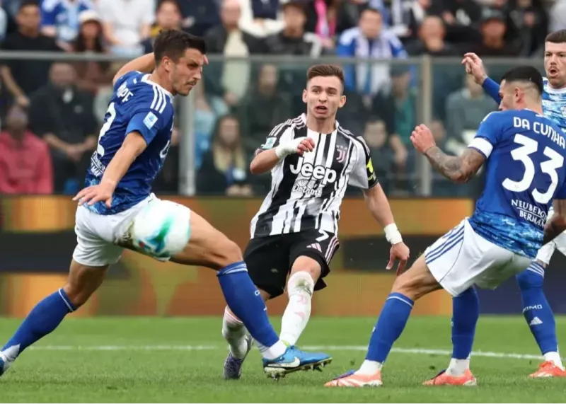 ترکیب اصلی یوونتوس مقابل کومو | بیانکونری زخمی