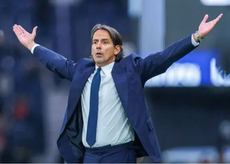 کلاسیکوی صحرا: فرمان بی‌رحمانه اینزاگی برای مهار بنزما