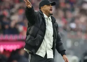 کمپانی: حسم می‌گوید وضع دیویس بد نیست