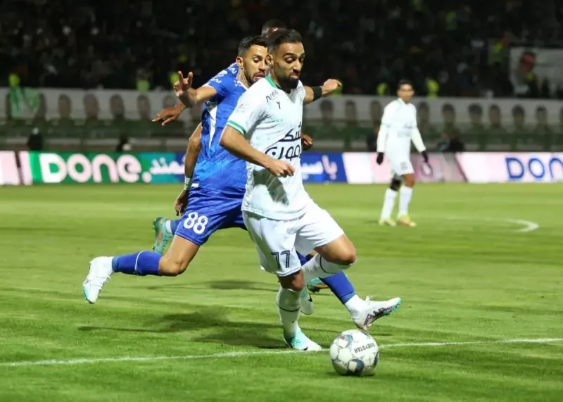 رونمایی از خرید جدید جباری برای بازی استقلال (عکس)