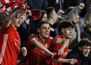 درگیری شدید: هواداران اوساسونا کتک خوردند! (عکس)