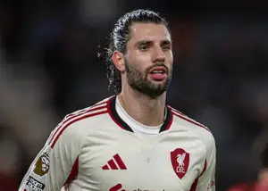 ترکیب اصلی لیورپول و فارست | پست عجیب سوبوسلای