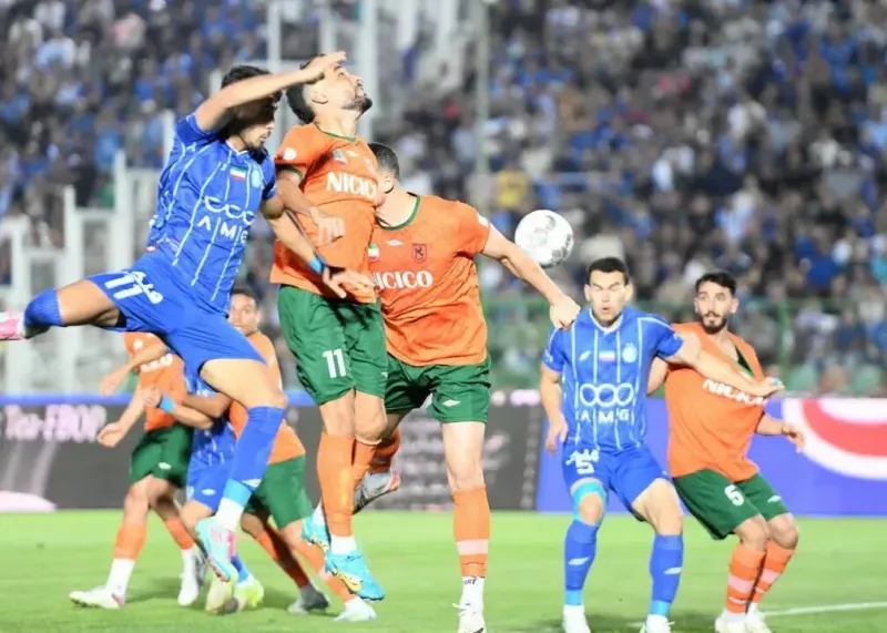 گزارش زنده: مس 0 - استقلال 0