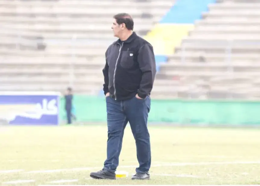 مهاجری به افتخار آریو دست زد! (عکس)