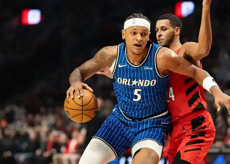 ‏۷۷ امتیاز، تحقیر فینیکس سانز در خانه!