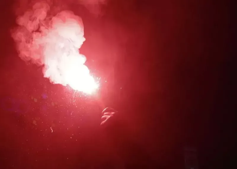 فاجعه در فوتبال یونان: دست هوادار قطع شد!