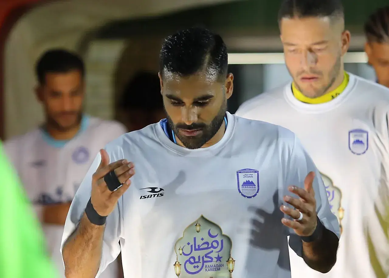 پرگل‌ترین برد هفته از راست شکل گرفت