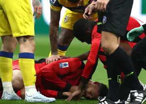 مصدومیت وحشتناک: ستاره میلان زیر تیغ جراحی