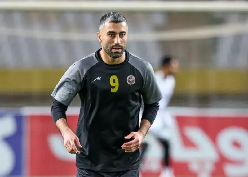 کاوه گل میخواست، پاس گل داد