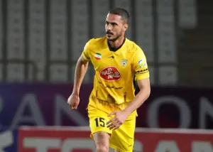 مهران روی خط 3 امتیاز را نگه داشت (عکس)