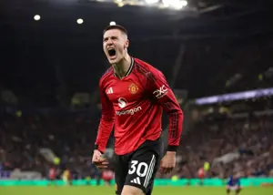 اورتون ۰-۱ منچستریونایتد | کریک در تاپ فور!