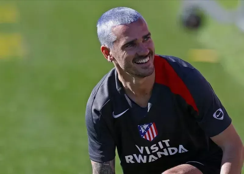 پیشنهادی وسوسه‌انگیز و ردنشدنی به گریزمان رسید