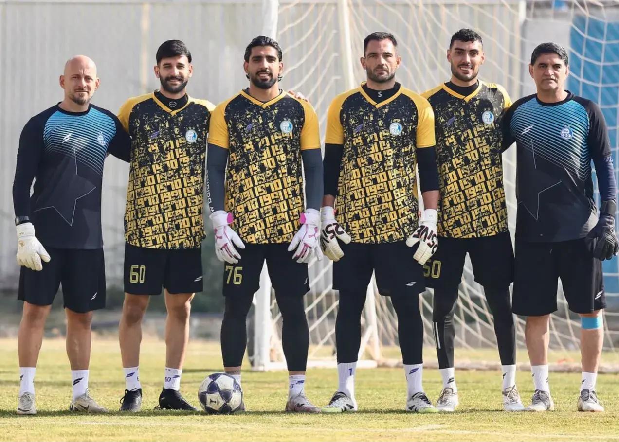 مربی گلرهای استقلال خداحافظی کرد