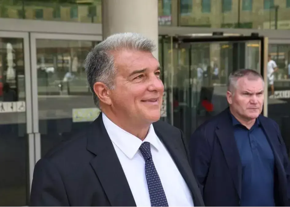 موضع لاپورتا درباره مسی تندتر شد!