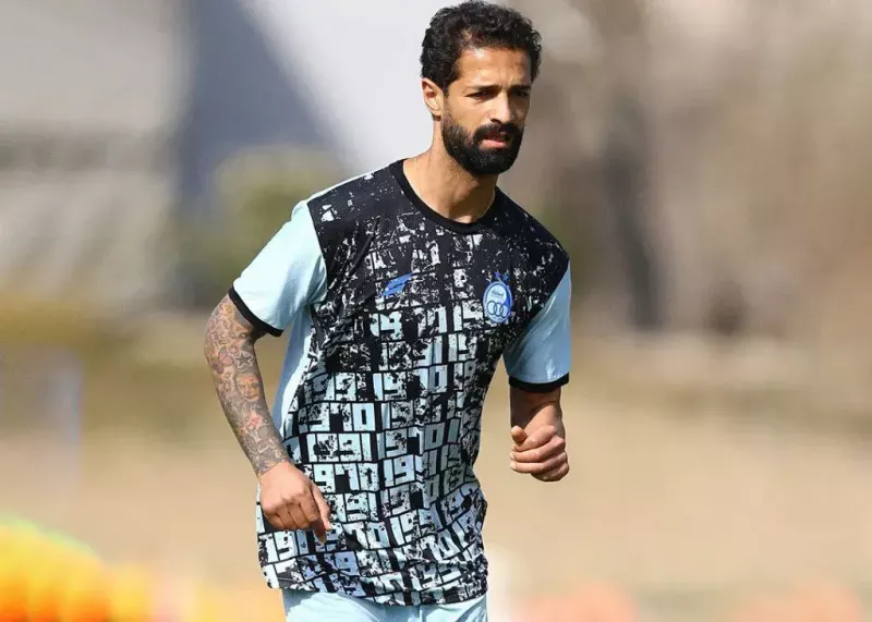 مدافعی که سهراب را فرشته نجات می‌بیند