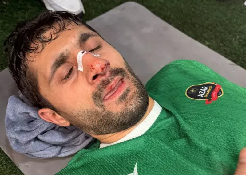 مدافع شمس آذر هم نقابپوش شد (عکس)