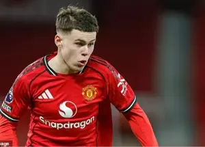 پسر سرمربی یونایتد از ورزشگاه اخراج شد!