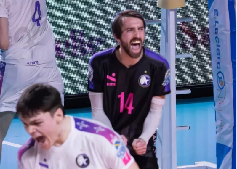 برد تاریخی سرمربی سابق ایران در فرانسه: فینال!