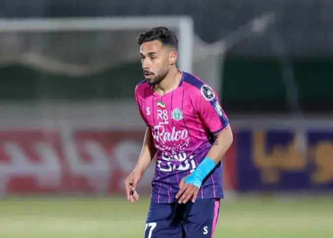 تغییر سه پست برای پاس گل (عکس)