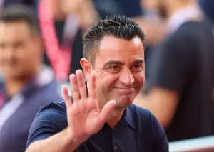 چرا الرکراکی اخراج نشد؟ ژاوی فعلا نمی‌خواهد بیاید