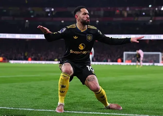 دوست‌داشتنی‌ترین ستاره یونایتد برزیلی است