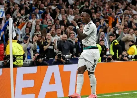 بای بای مورینیو: وینیسیوس انتقامش را گرفت