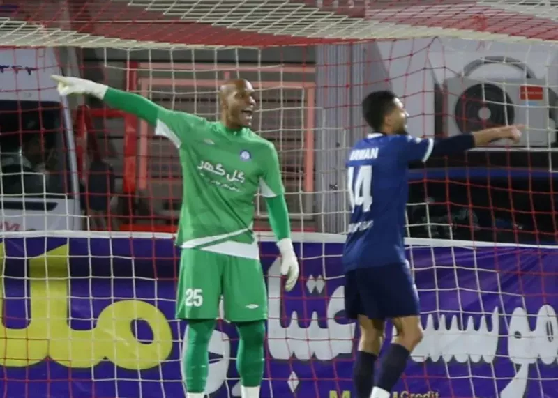 ‏فرصت‌طلبی میراندا: دوئل با اشتراکالی برای بقا