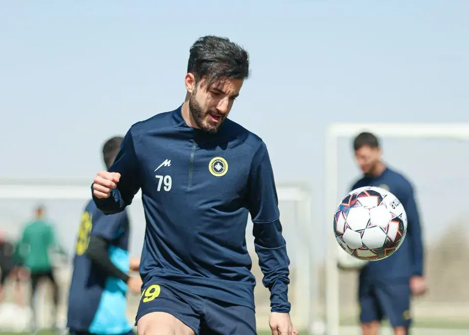 سپاهان تا پای پرواز تمرین کرد! (عکس)