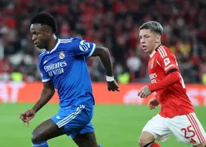 پیراهن وینیسیوس در بنفیکا آتش به‌پا کرد!