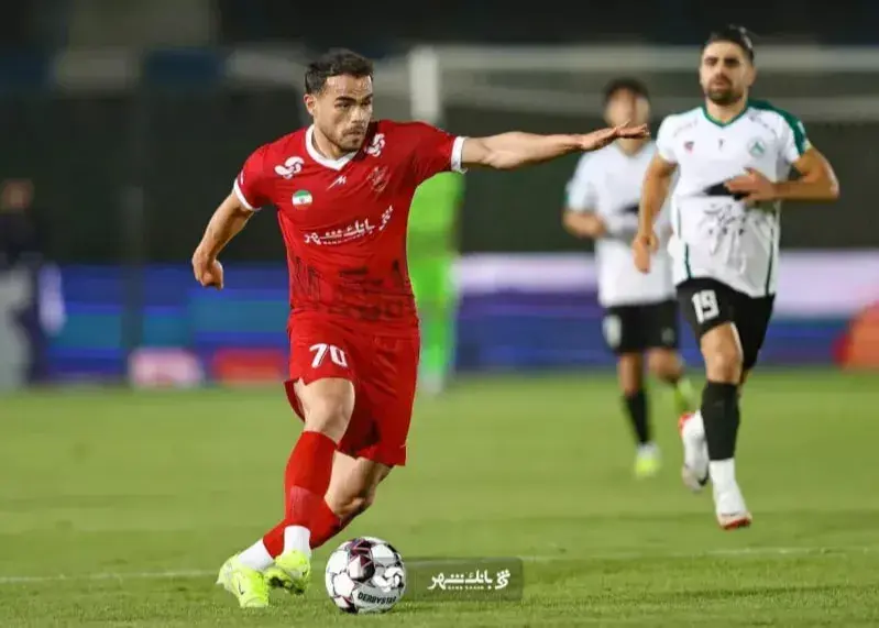 ذوب - پرسپولیس با حضور تماشاگر