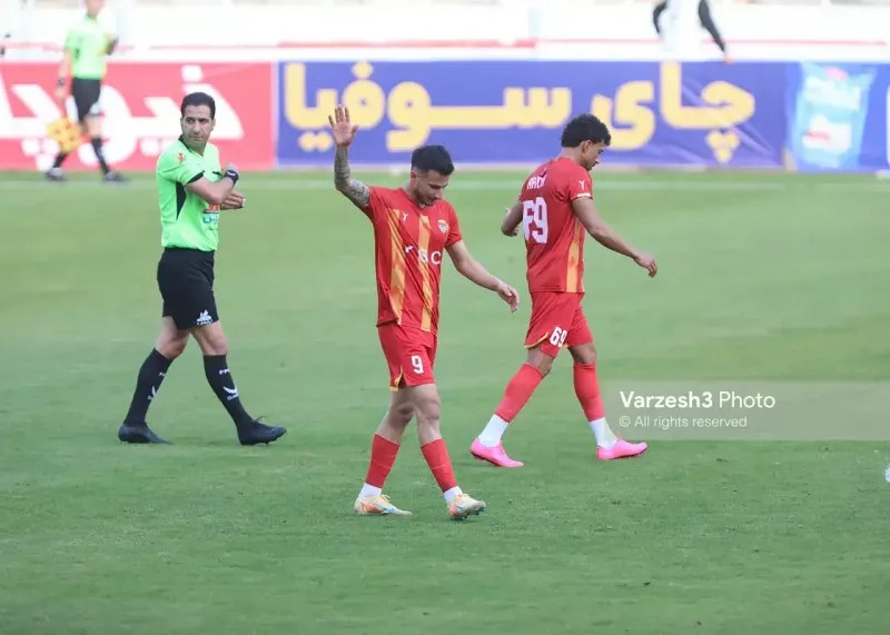 یک اسم جدید برای آقای گلی: احسان محروقی