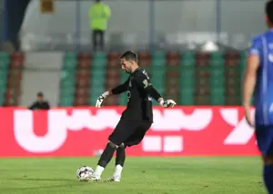 آنتونیو آدان، دیوار آجری و پنجره شکسته!