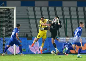 خوش آمدید به پیشبینیناپذیرین لیگ برتر تاریخ