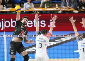 نیمه‌نهایی نفس‌گیر: کاش در فینال به هم می‌خوردند