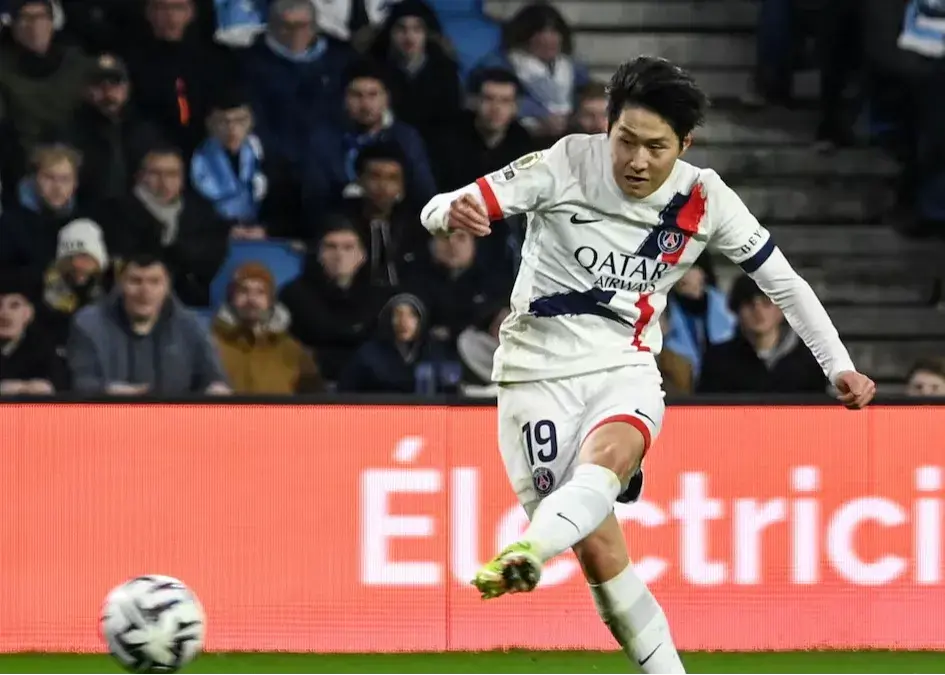 لوآور ۰-۱ پی‌اس‌جی | لی کانگ این یک جواهر است