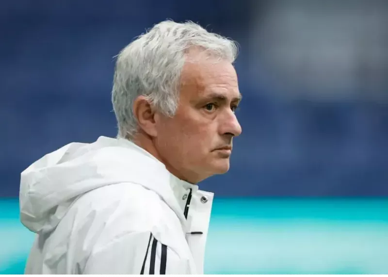 مورینیو: پرستیانی اگر گناهکار باشد، اخراجش می‌کنم