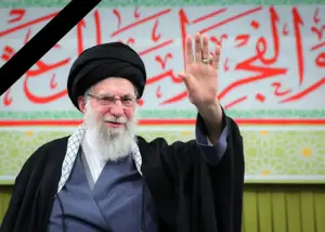 آیت الله خامنه‌ای به شهادت رسیدند