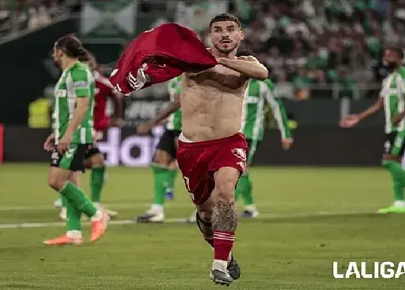 بتیس2-2 سویا | تساوی دیوانهوار در دربی اندلس