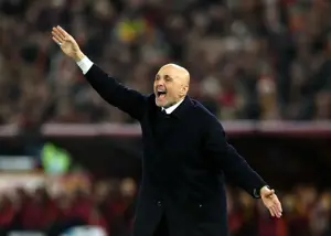 اسپالتی: یوونتوس برای رتبه چهارم نفس می‌کشد!