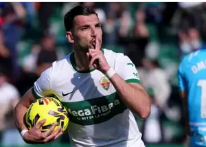 10 جلسه محرومیت برای مهاجم جنجالی اسپانیا