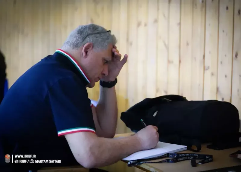 سرمربی یونانی تیم ملی به کشورش بازگشت